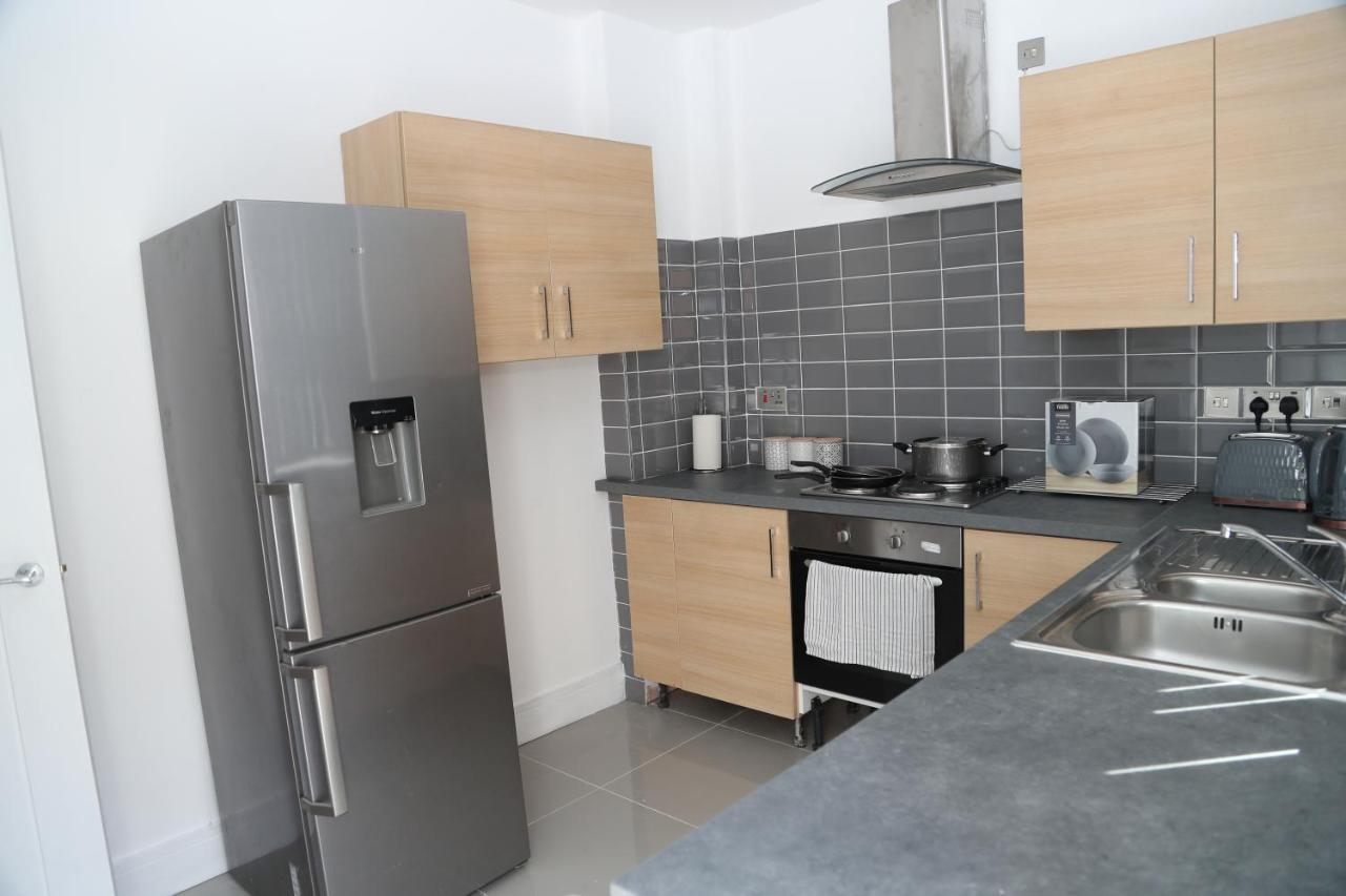 Homely 1-Bed Apartment In Birmingham Exterior photo